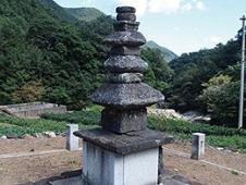 강릉 산계리석탑(江陵 山溪里石塔) 이미지