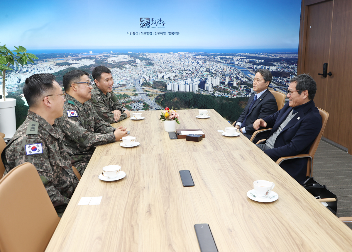제23경비여단 여단장 접견 이미지