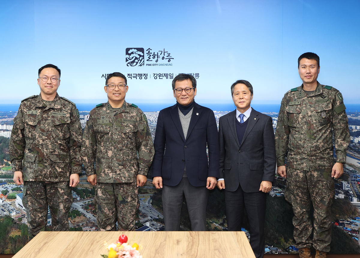 제23경비여단 여단장 접견 이미지