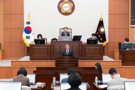 제327회 강릉시의회 임시회 1차 본회의 썸네일 5