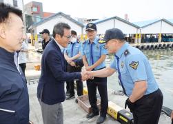 제30회 바다의 날 기념 주문진 항포구 정화 썸네일 2
