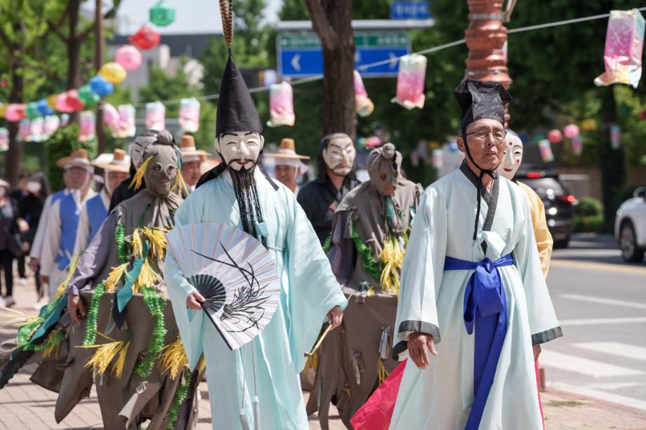 千年の歴史を受け継ぐ「2025江陵端午祭」開催