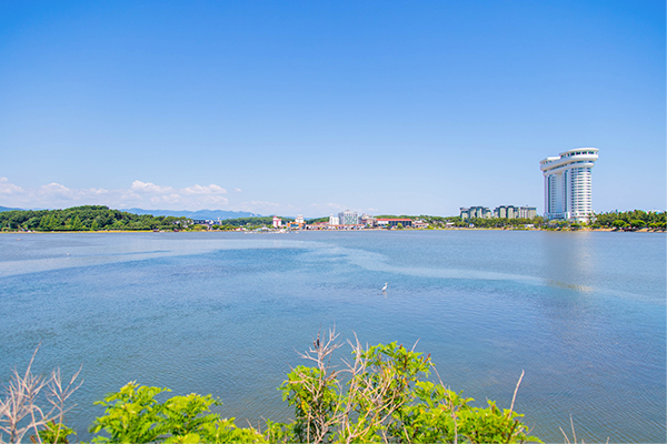 Gyeongpo Lake