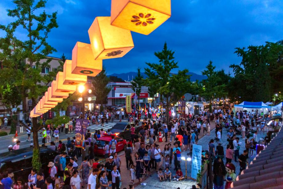 Đánh thức di sản văn hoá trong ánh trăngTour đêm di sản văn hoá Gangneung 2022
